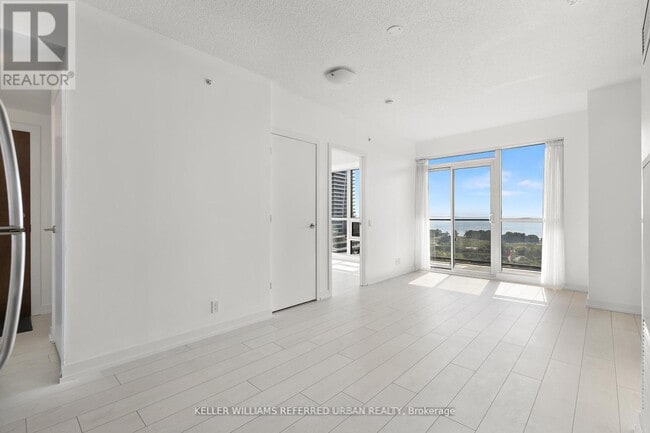 Building Photo - 2200 Lake Shore Blvd W