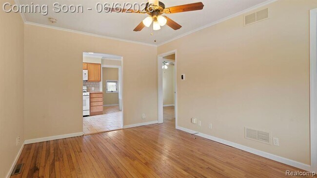 Building Photo - 23773 Hazelwood Ave