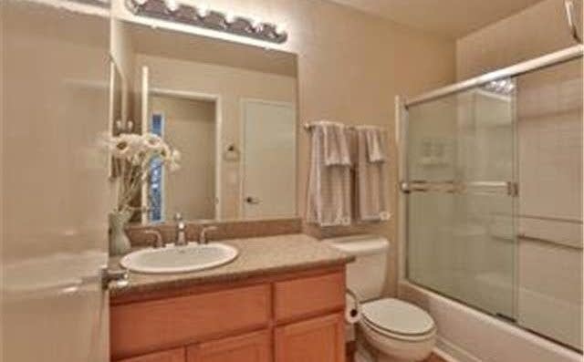 Building Photo - 2669 Somerset Park Cir