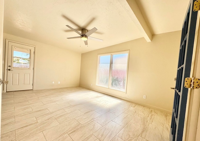 Photo - 4BR/2BA/2CP, 1698 sq.ft. rental in Sierra ... House