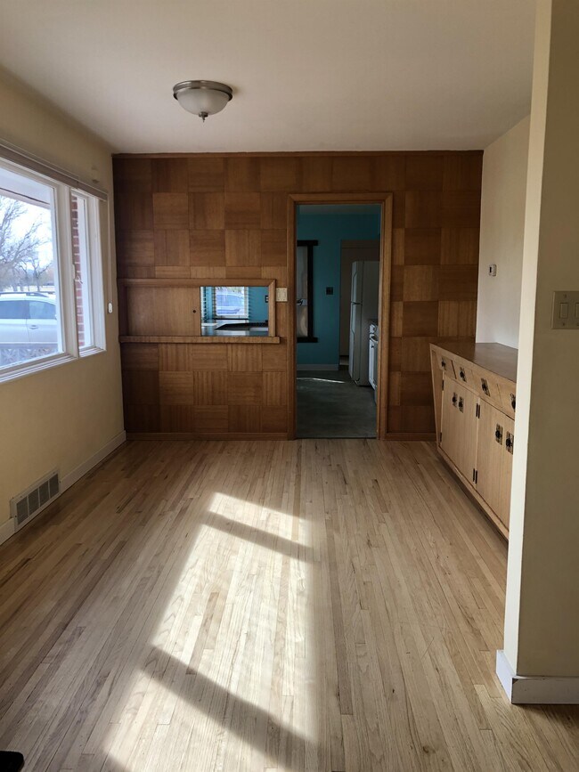 Building Photo - 1726 Alder Dr