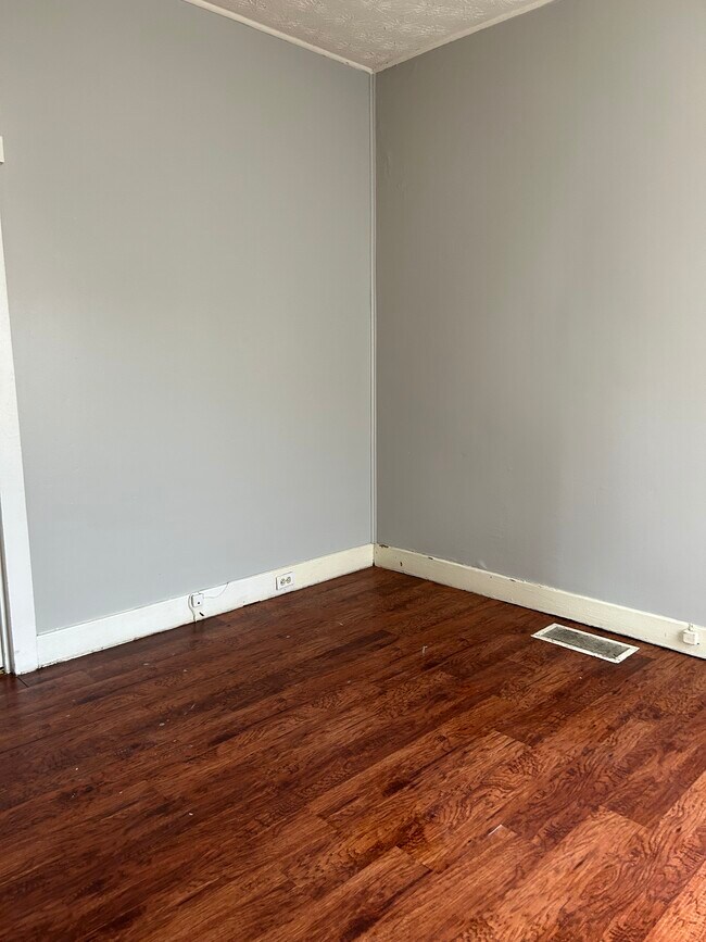 Building Photo - 1151 Boyers Rd