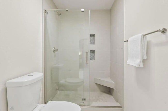 Building Photo - Live Elevated in the Heart of North Park!