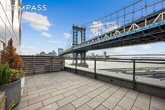 Building Photo - 252 South St