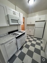 Building Photo - 309 Hayward Ave
