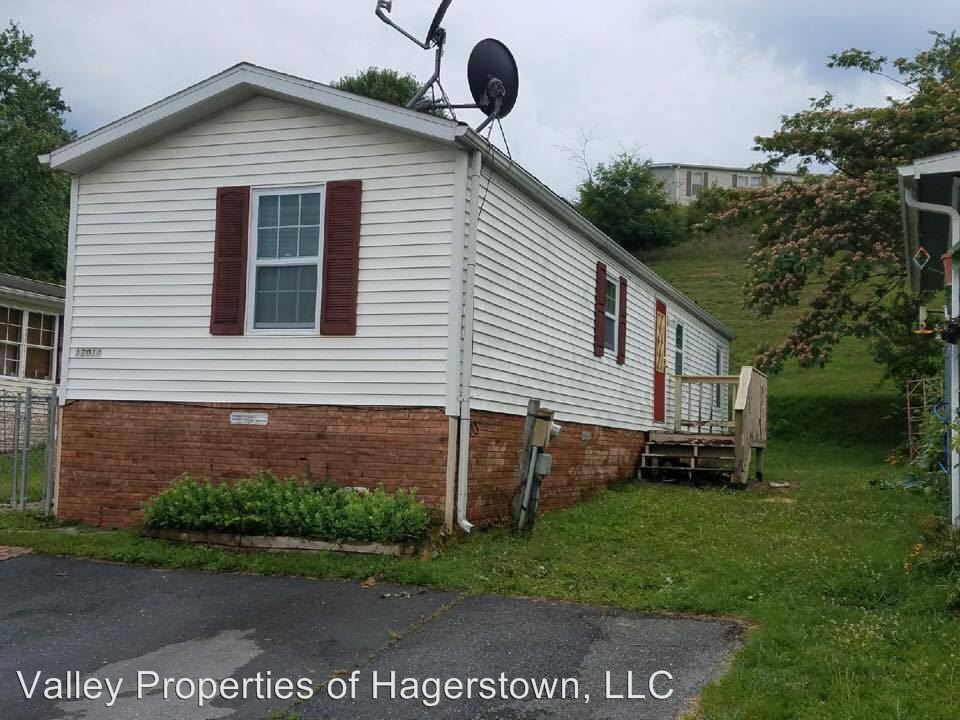 Building Photo - 12014 Heather Dr