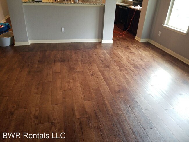 Foto del edificio - 3 br, 2 bath House - 7824 NORTH GATE LOOP