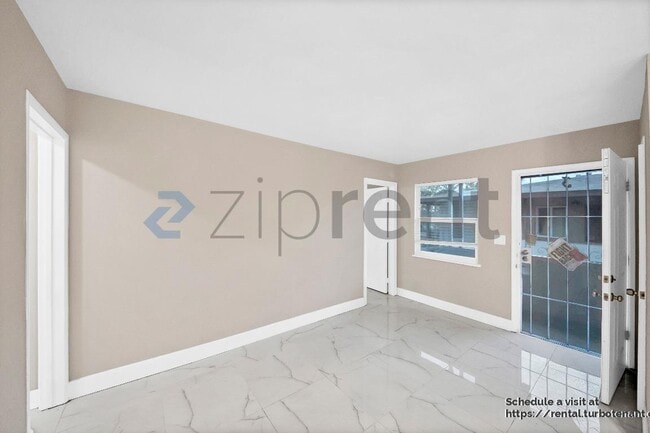 Foto del edificio - 1434 S Sycamore St