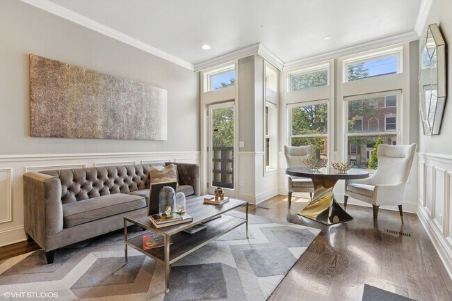 Foto del edificio - 4351 S Lake Park Ave