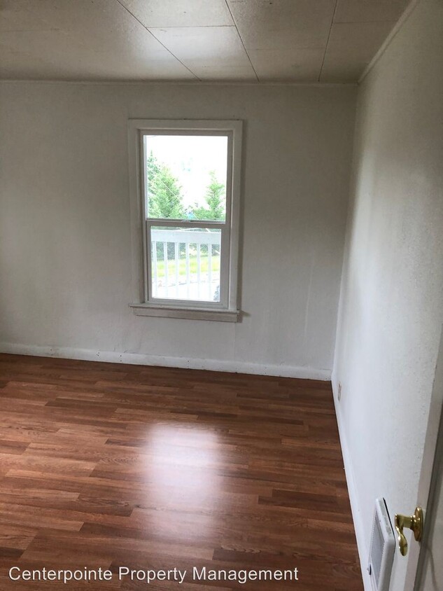 Foto principal - 2026 NE Oswego Ave