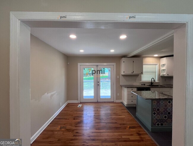 Foto del edificio - 2114 Fellowship Rd