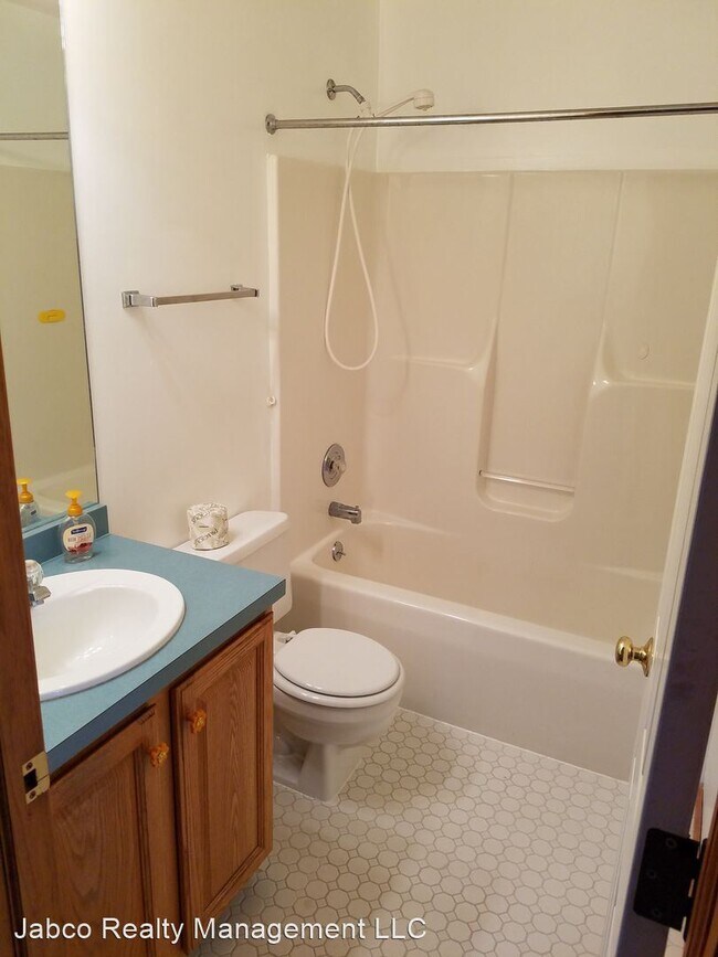 Building Photo - 3 br, 2.5 bath House - 241 Reichenbaugh Lane