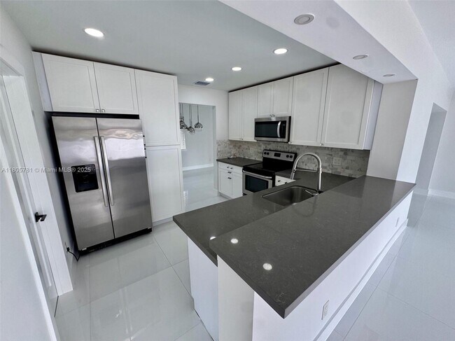 Foto del edificio - 8360 SW 46th St