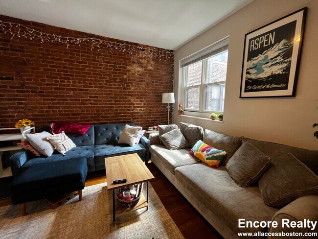 Foto del edificio - 121 Longwood Ave