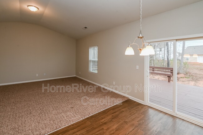 Building Photo - 6221 Purbeck Way