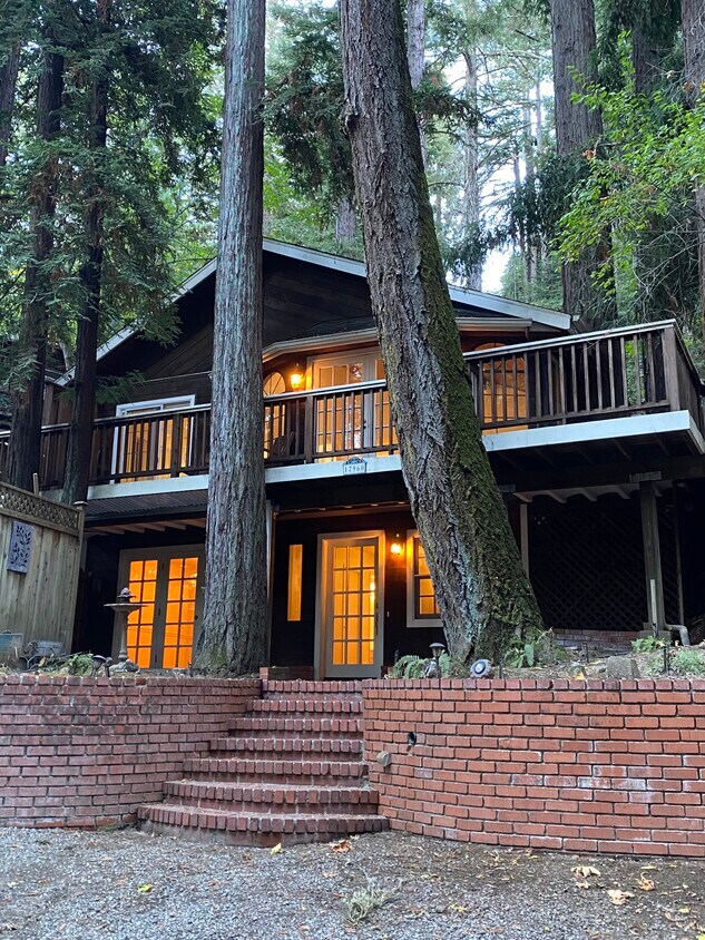 17960 Apache Trl, Los Gatos, CA 95033 House Rental in Los Gatos, CA