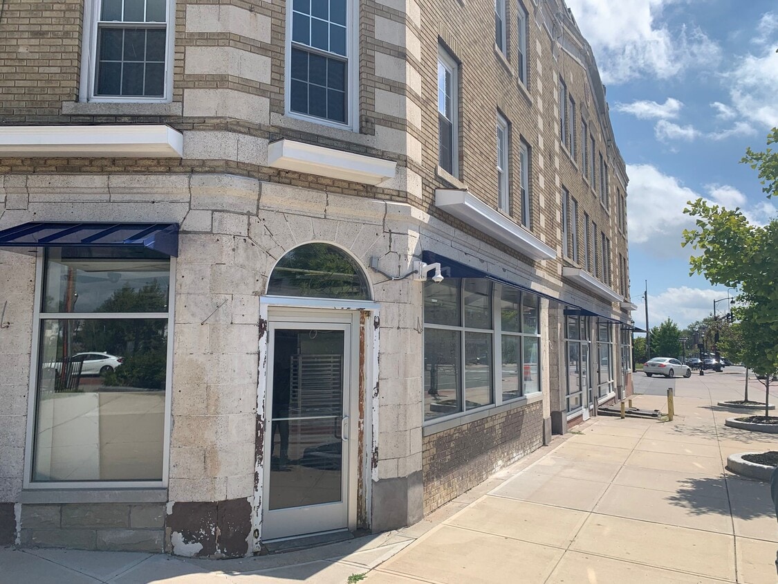 Foto del edificio - 696-714-714 Albany Ave