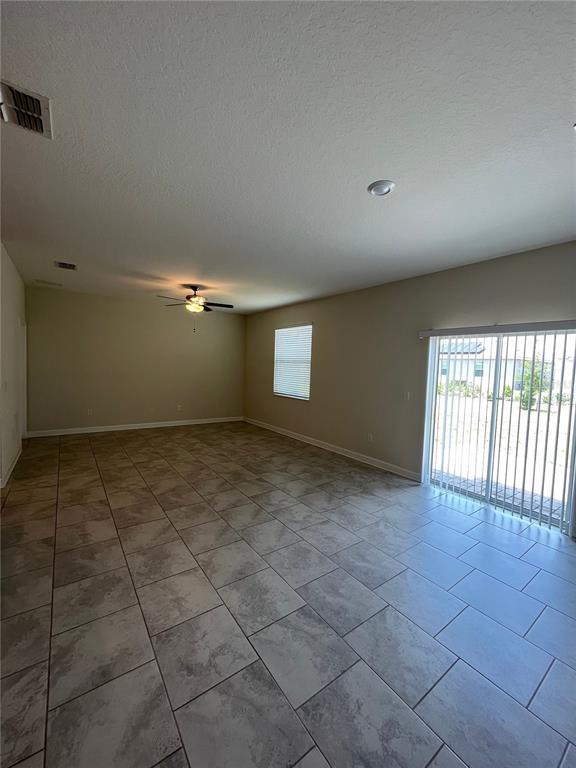 Building Photo - 1415 Oak Marsh St