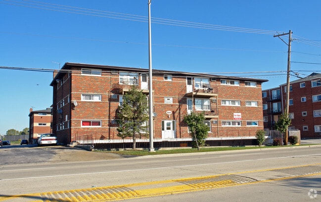 Building Photo - 8116 W 87th St