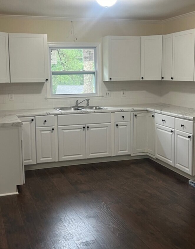 Foto principal - 4326 Autumn Hill Dr
