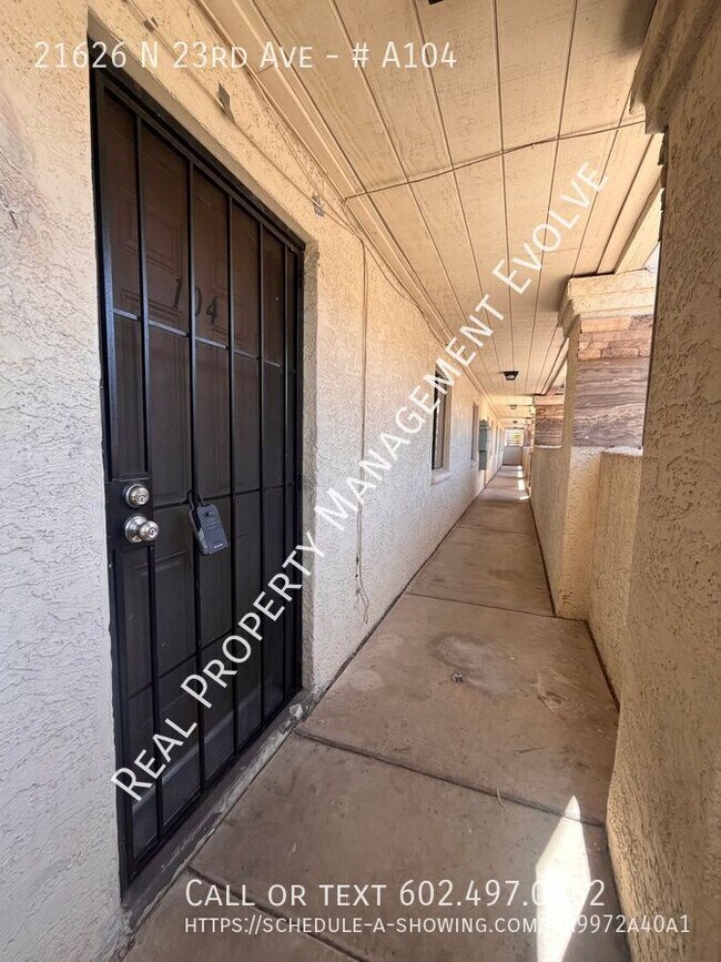 Foto del edificio - 21626 N 23rd Ave