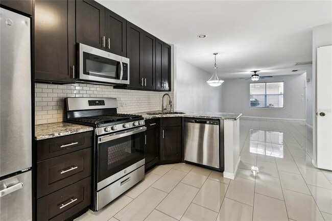 Building Photo - 13022 Arborview Pl