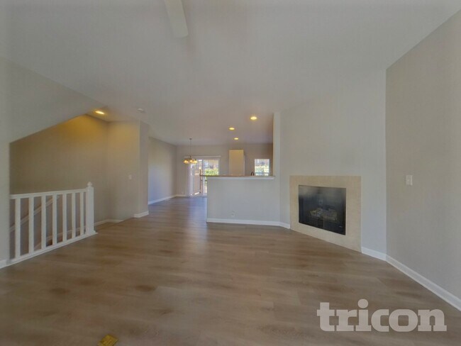 Foto del edificio - 968 Burning Bush Point