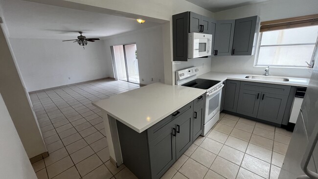 Building Photo - 7735 SW 86th St