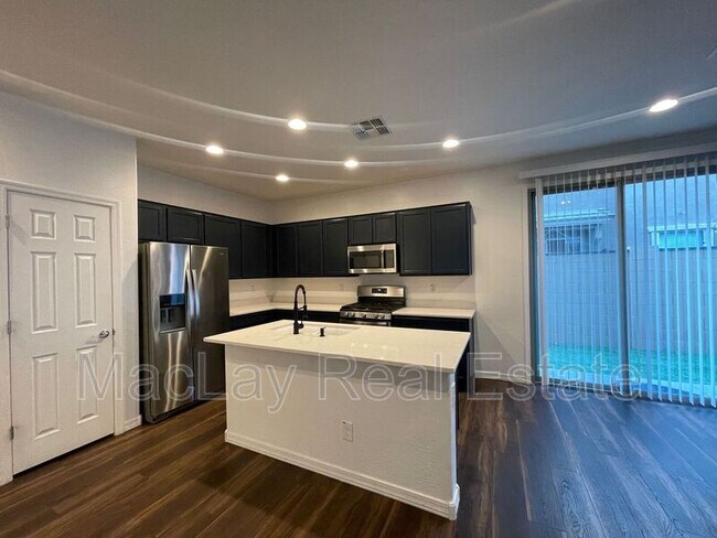 Foto del edificio - 1708 S 82nd Way