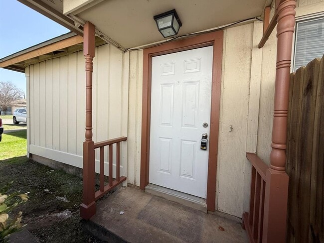 Foto del edificio - 2122 Andover Dr