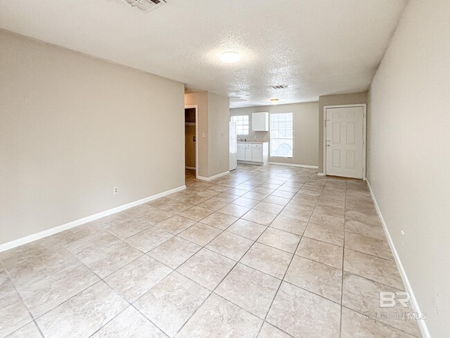 Foto del edificio - 6415 Schoel Ln