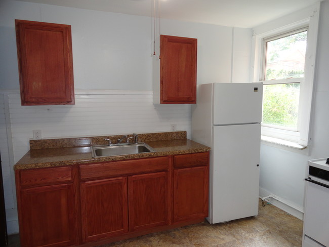 Building Photo - 131 Brownsville Rd