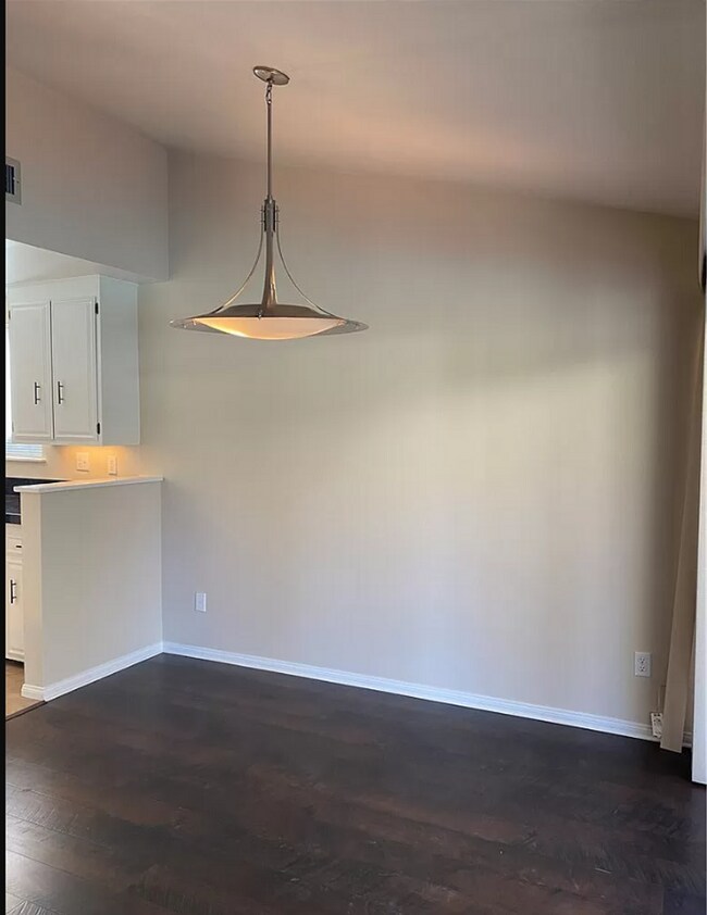 Foto del edificio - Woodland Hills 3bd 2ba gem with pool!