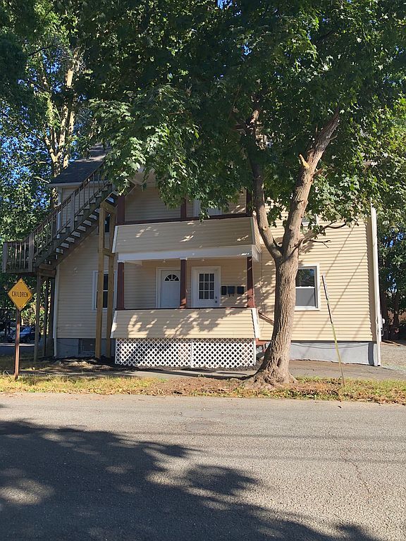 3 Hanover St Unit Floor 3, Westfield, MA 01085 Apartments in