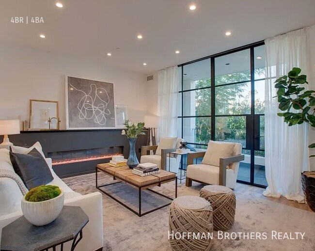 Foto del edificio - 1254 N Las Palmas Ave