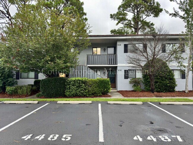 Foto del edificio - 4487 Holly Tree Rd