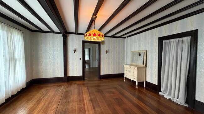 Foto del edificio - 144 Pleasant St