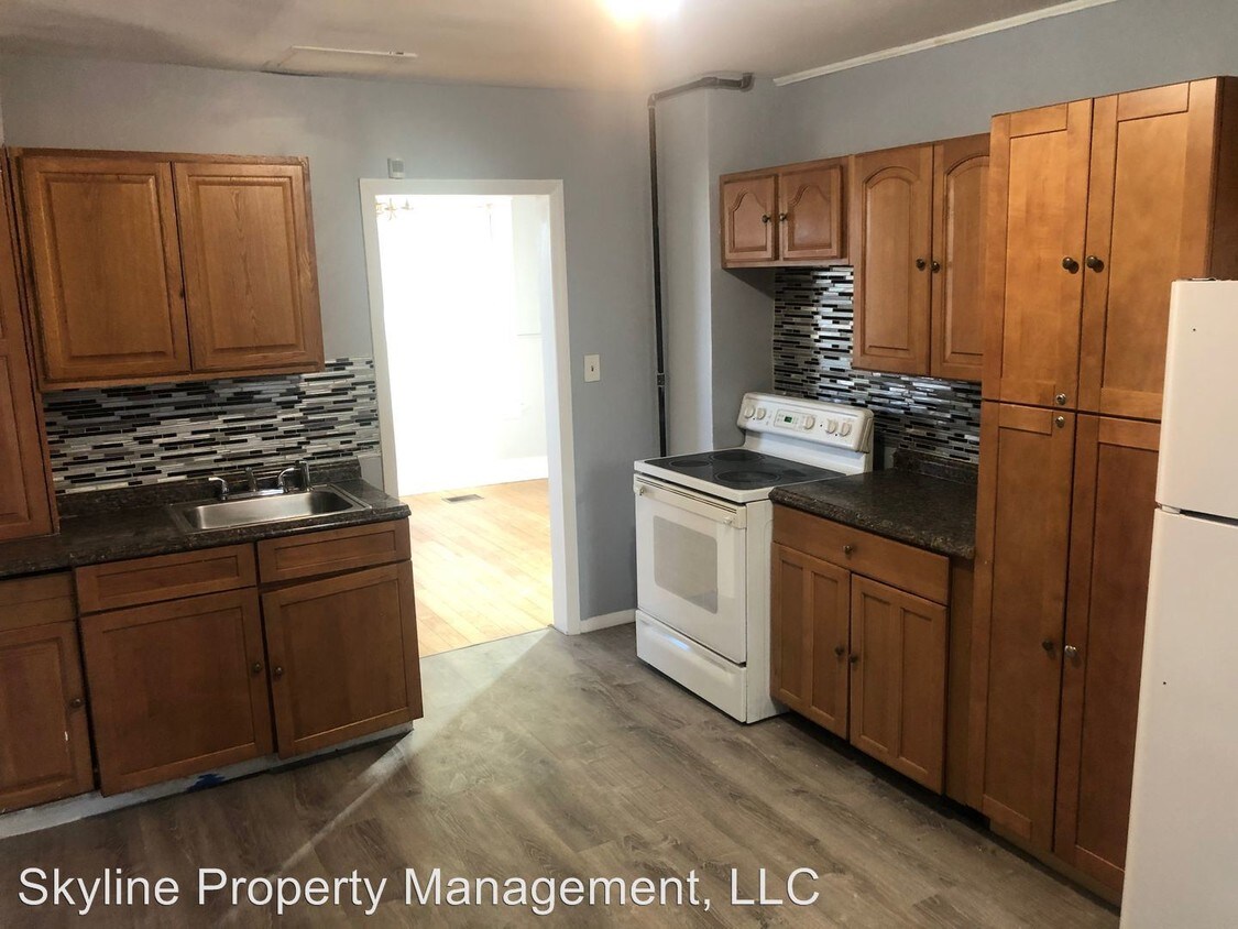 Primary Photo - 4 br, 1 bath House - 92 Hill Street
