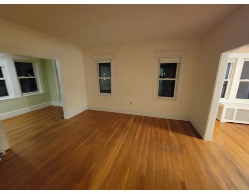 Building Photo - 29 Rosecliff St