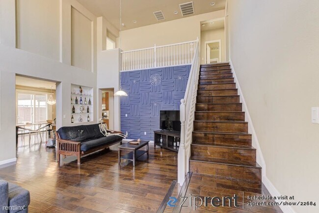 Foto del edificio - 6 br, 3 bath House - 2960 Holdrege Way, Sa...