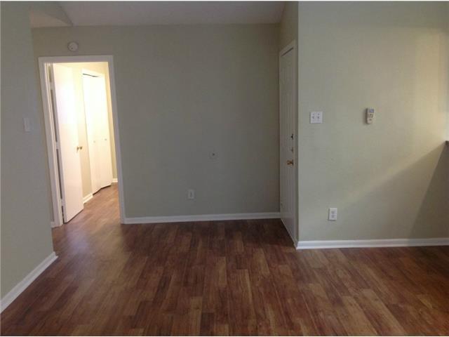 Foto del edificio - 1601 Rutland Dr