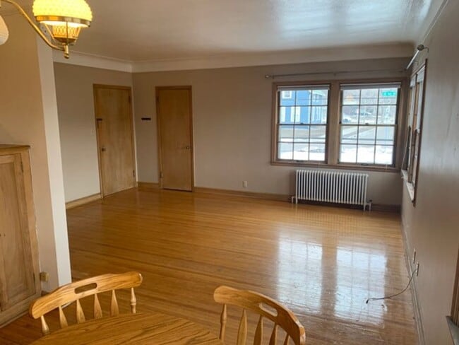 Building Photo - 1bd/1ba Condo near UofM and Dinkytown w/ 1...