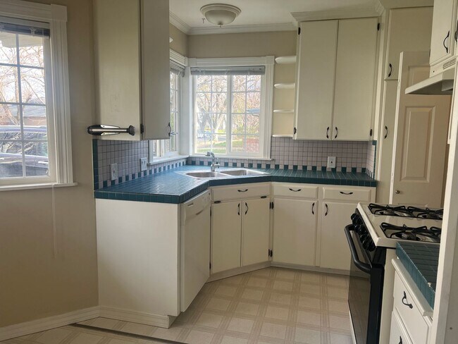 Foto del edificio - Affordable, Adorable Medford Home!!