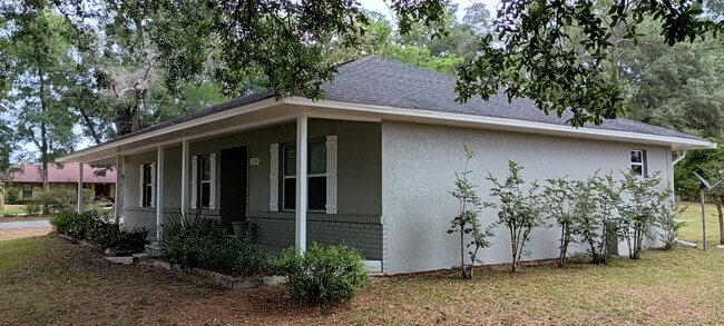 Building Photo - 6269 NE 26th Ave