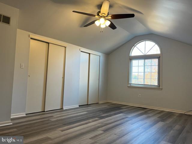 Building Photo - 369 Green Meadow Ln