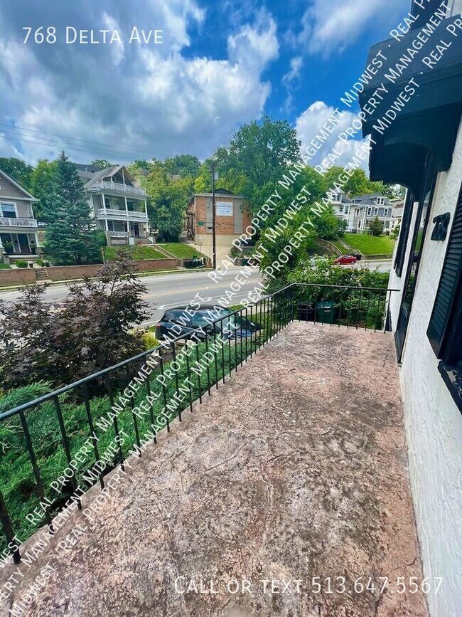 Foto del edificio - 768 Delta Ave