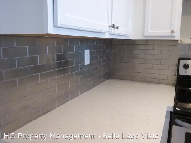 Foto del edificio - 1 br, 1 bath House - 700 Executive Center ...