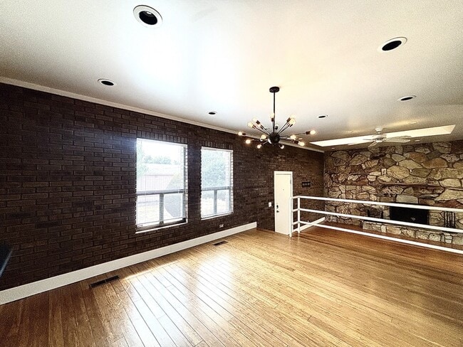 Foto del edificio - 1189 E Ridgedale Ln