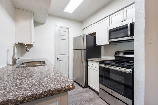 Building Photo - Timber Ridge