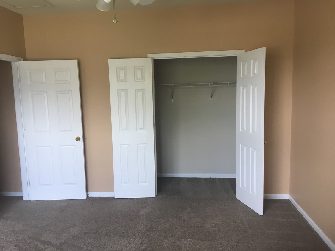 350 Emerald Forest Blvd, Covington, LA 70433 Condo for Rent in